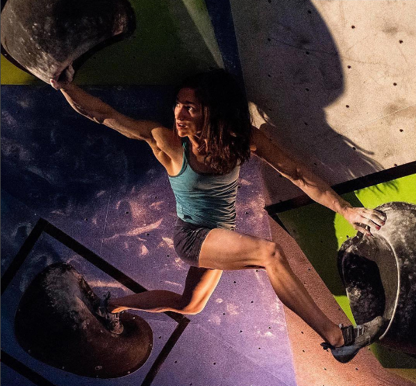 20-ти проблем 8B за Алекс Пучио