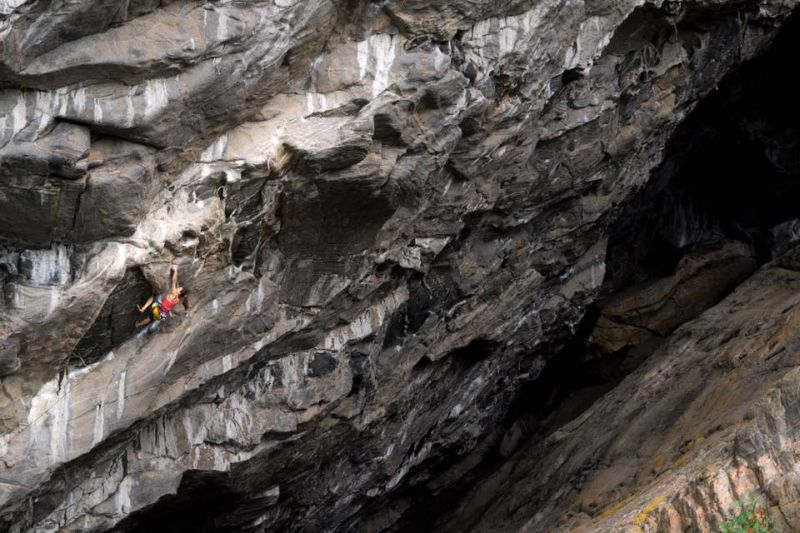 Изкушението Флатангер – Пейдж Класен изкатери “Odin’ s Eye” (8c+)