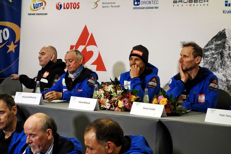 Виелицки: “Помислих си, че косите ми ще побелеят напълно при още един подобен случай – просто не остана никой, неударен от камък”