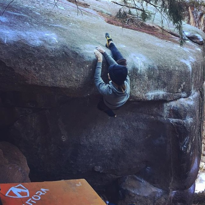 Изабел Фас се върна в играта с “Wonderlust” (8B)