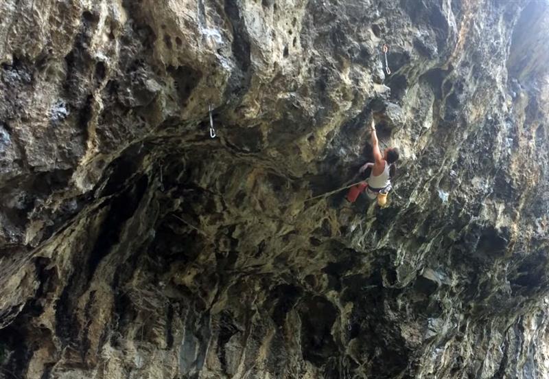 Ида мина Параноя!