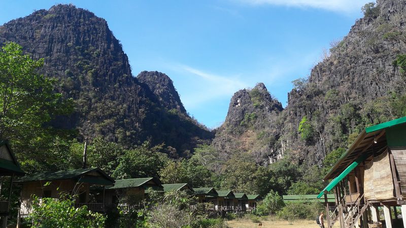 Катерене в Лаос