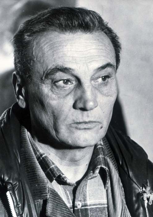 Почина Аврам Аврамов