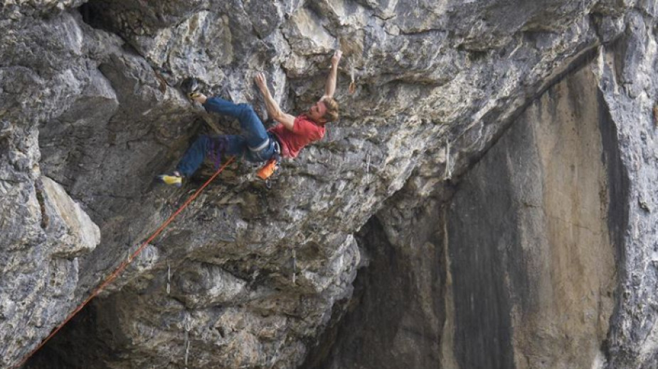 Повторения в кризата на трудни линии
