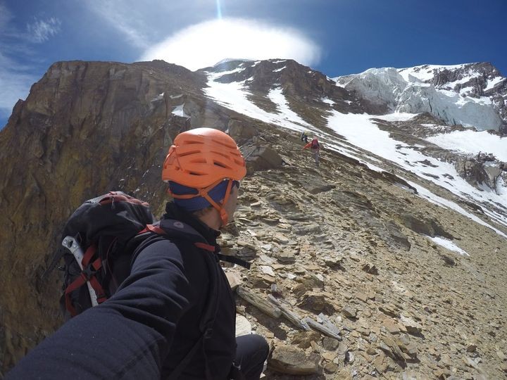 Пролетният сезон 2021 в Непал: какво става на Дхаулагири и Еверест