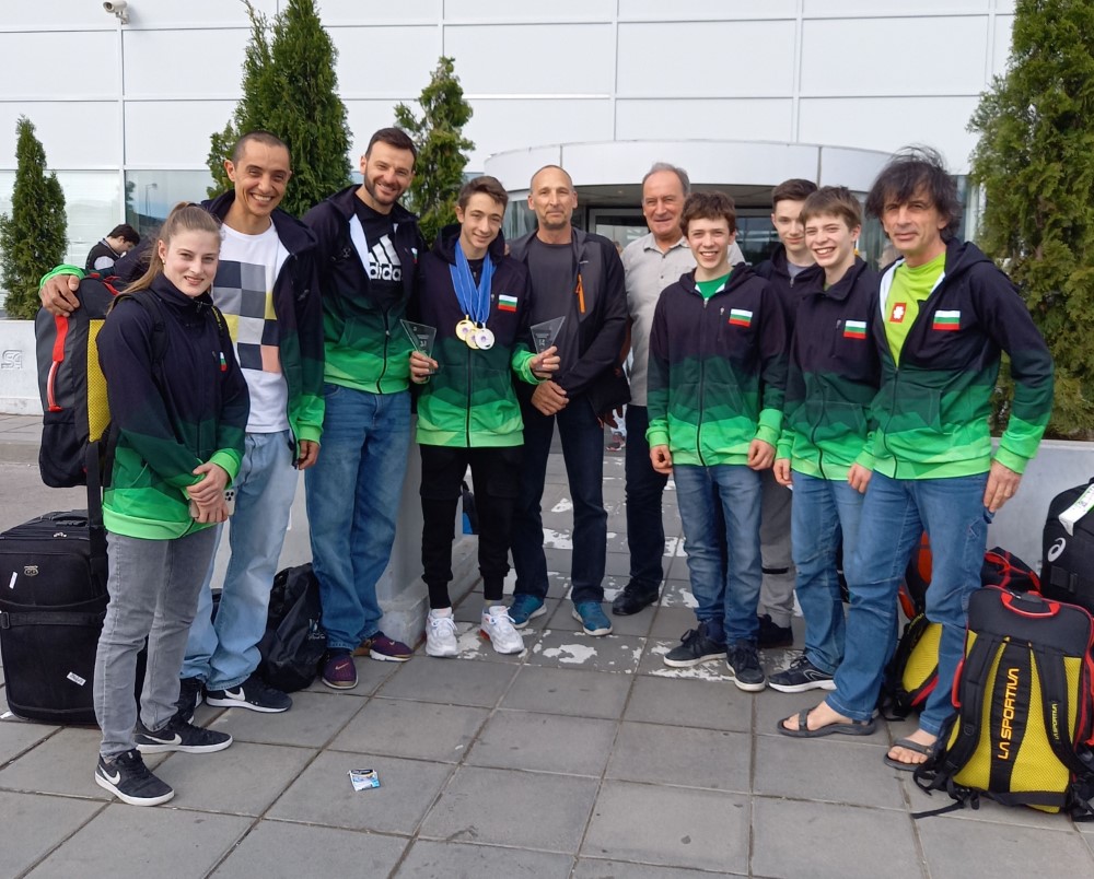 Младите катерачи се завърнаха от Перм с високи отличия